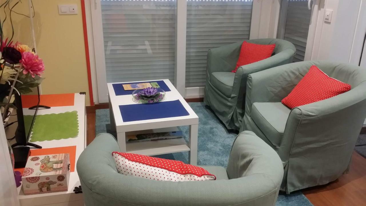 Apartamentos Ferran Paqui Roses Exterior photo